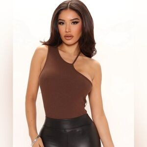 FASHION NOVA - One Shoulder Tank Top